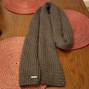 Micheal Kors scarf